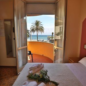 XXV APRILE Casa per Ferie